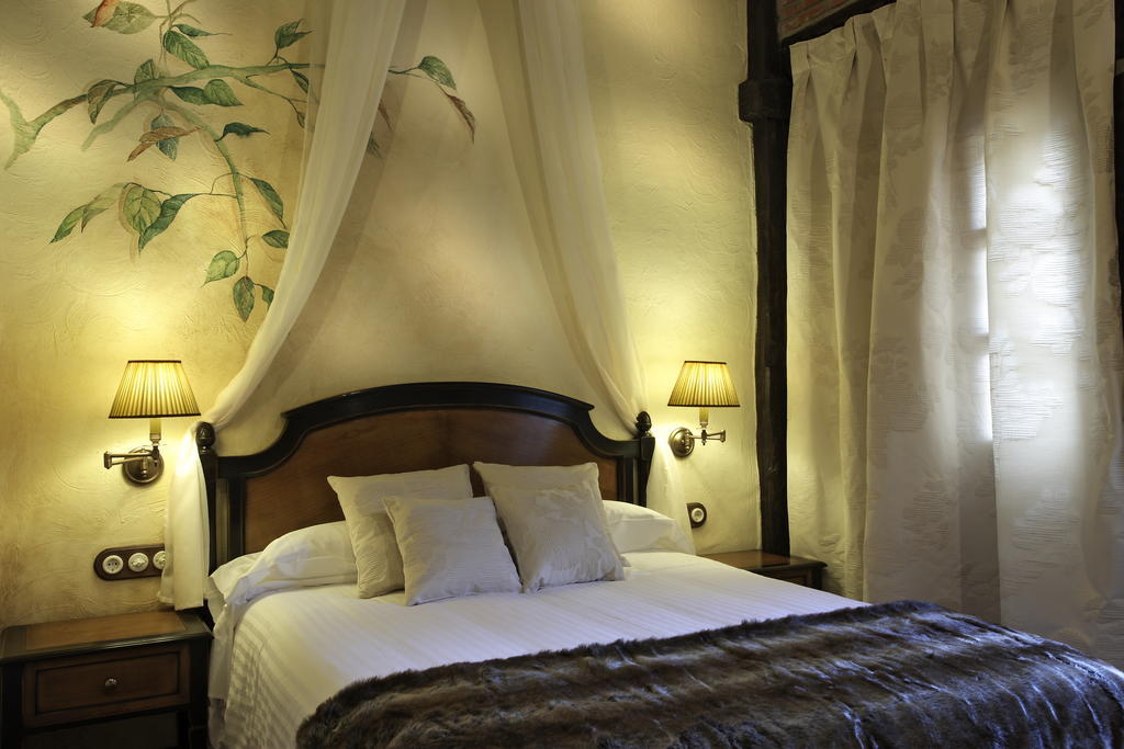 Hotel Rural & Spa Los Anades Abánades Chambre photo